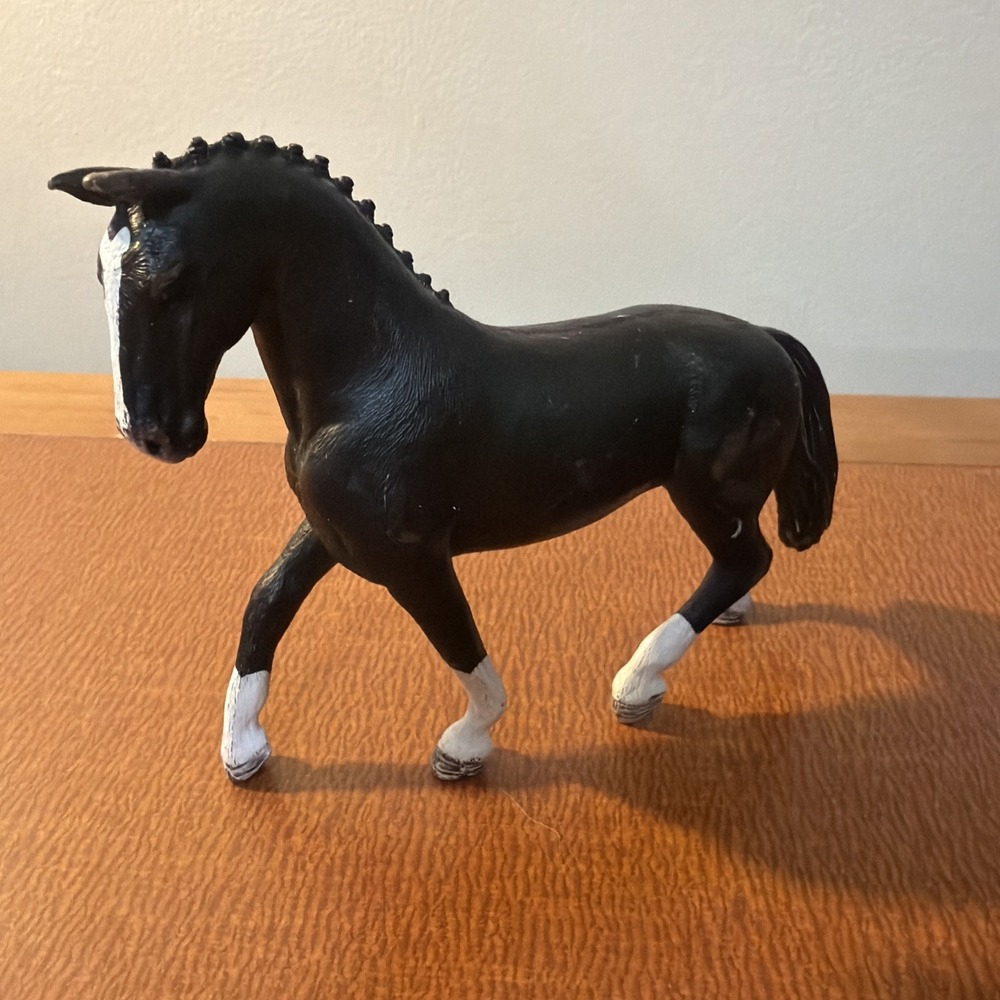 Schleich Black Trakehner Braided Mane Horse Mare‎ Figure 2016